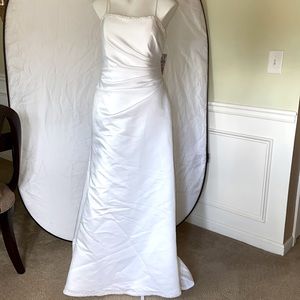 White wedding dress 16